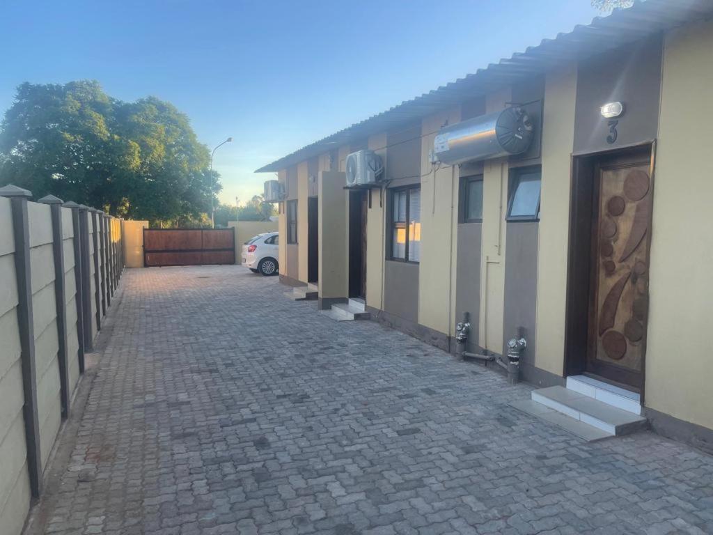 Sabrina Guesthouse Tsumeb Exteriér fotografie